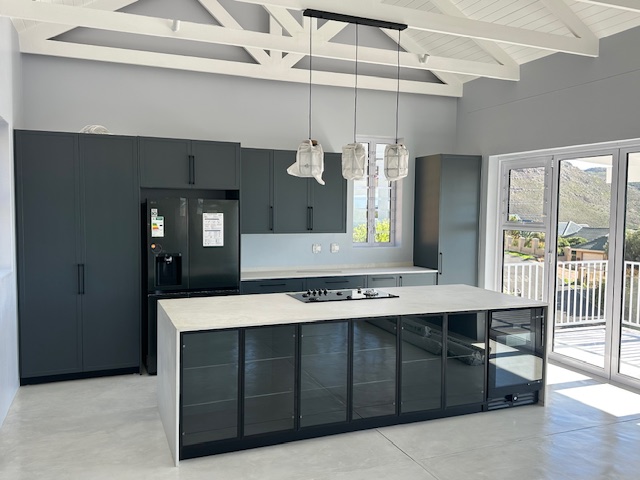 Freestanding Bath Sanctuary